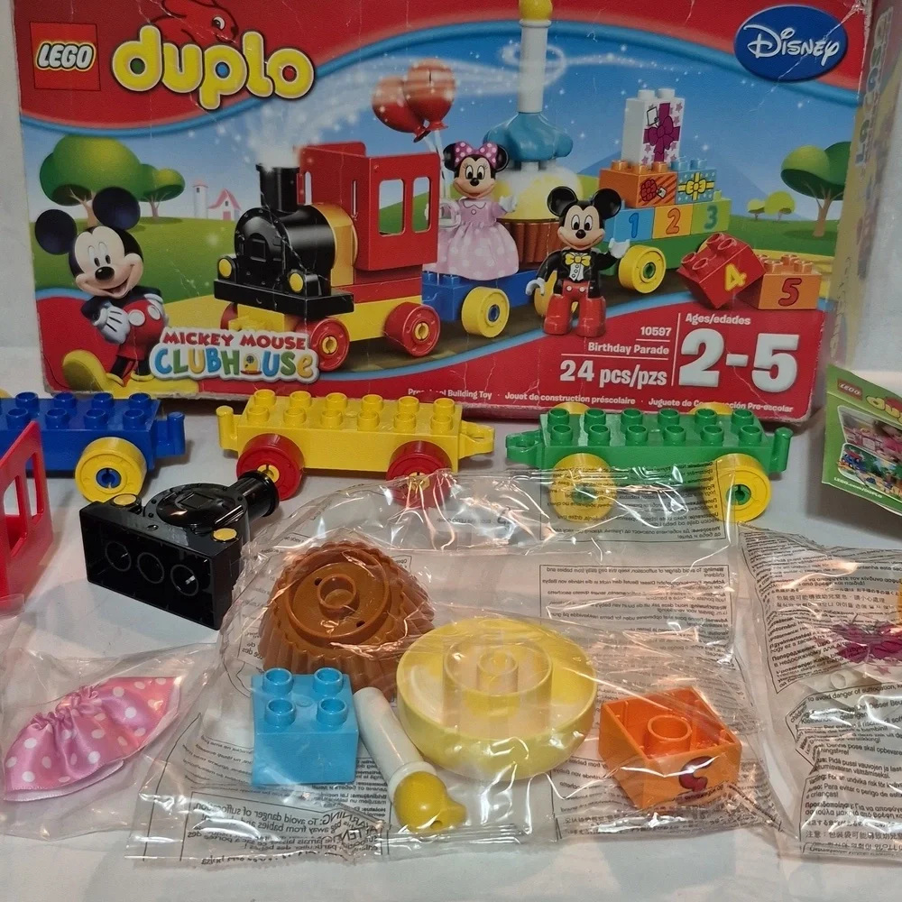 Lego duplo Disney Mickey Mouse Club House. Ages 2-5 New Box Has A Lot Of Wear